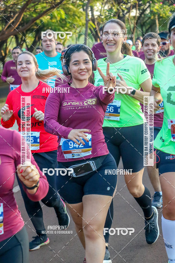 Buy your photos of the eventSunset Run 2019 on Fotop