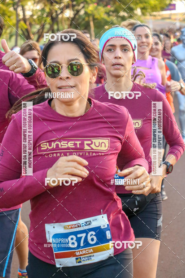 Buy your photos of the eventSunset Run 2019 on Fotop