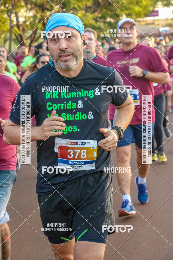 Buy your photos of the eventSunset Run 2019 on Fotop