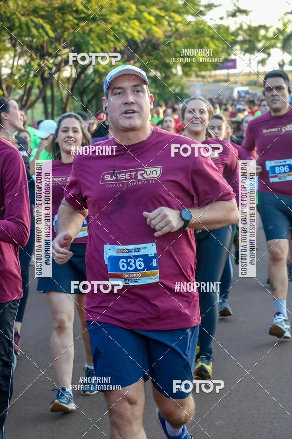 Buy your photos of the eventSunset Run 2019 on Fotop