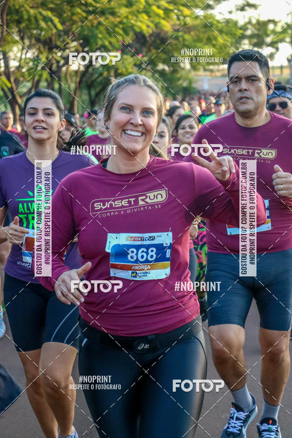 Buy your photos of the eventSunset Run 2019 on Fotop