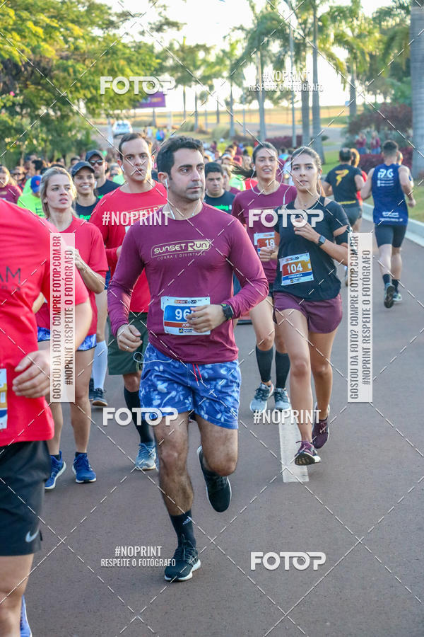 Buy your photos of the eventSunset Run 2019 on Fotop