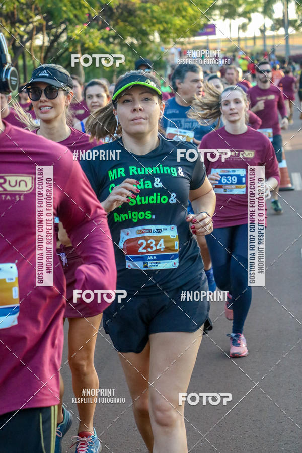 Buy your photos of the eventSunset Run 2019 on Fotop