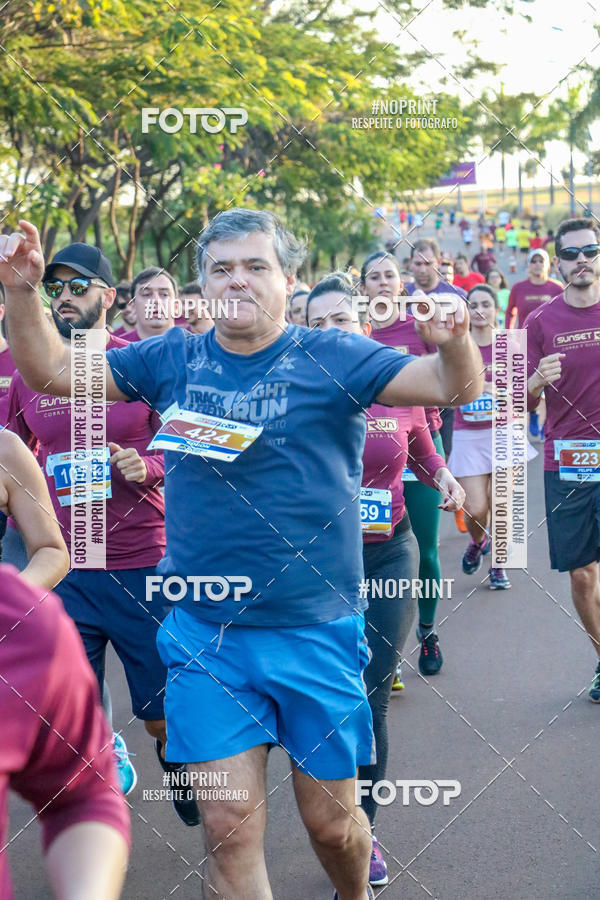 Buy your photos of the eventSunset Run 2019 on Fotop