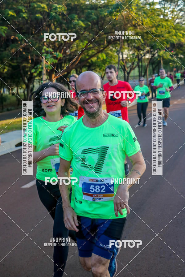 Buy your photos of the eventSunset Run 2019 on Fotop