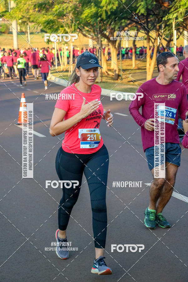 Buy your photos of the eventSunset Run 2019 on Fotop
