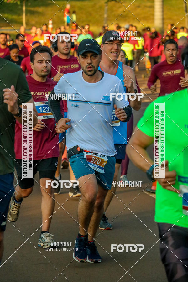 Buy your photos of the eventSunset Run 2019 on Fotop