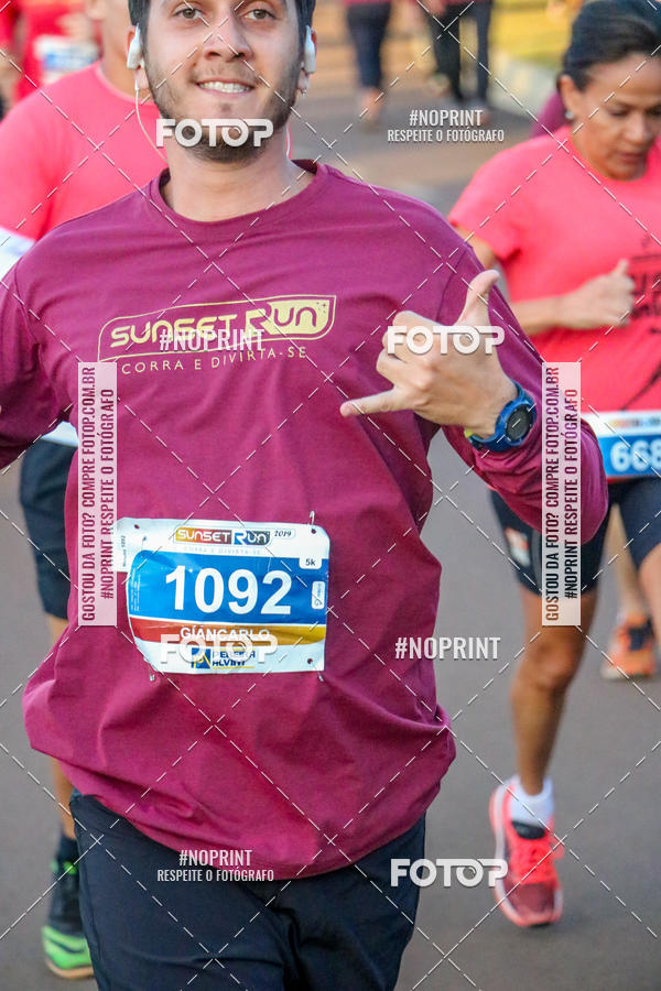 Buy your photos of the eventSunset Run 2019 on Fotop