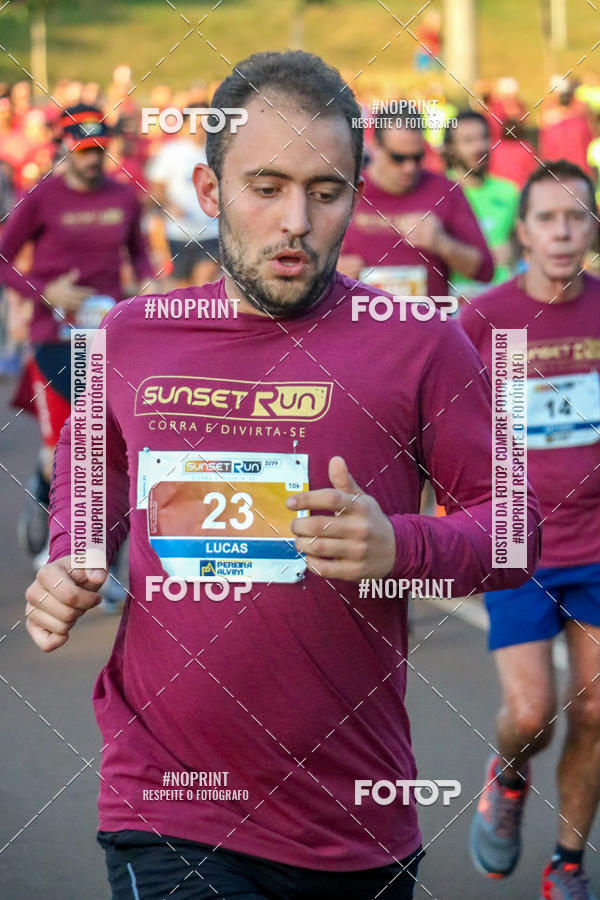 Buy your photos of the eventSunset Run 2019 on Fotop