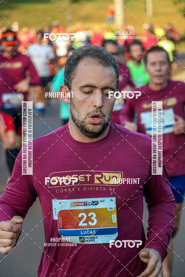 Buy your photos of the eventSunset Run 2019 on Fotop