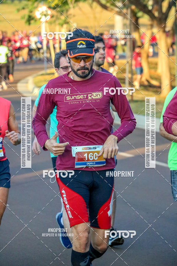 Buy your photos of the eventSunset Run 2019 on Fotop