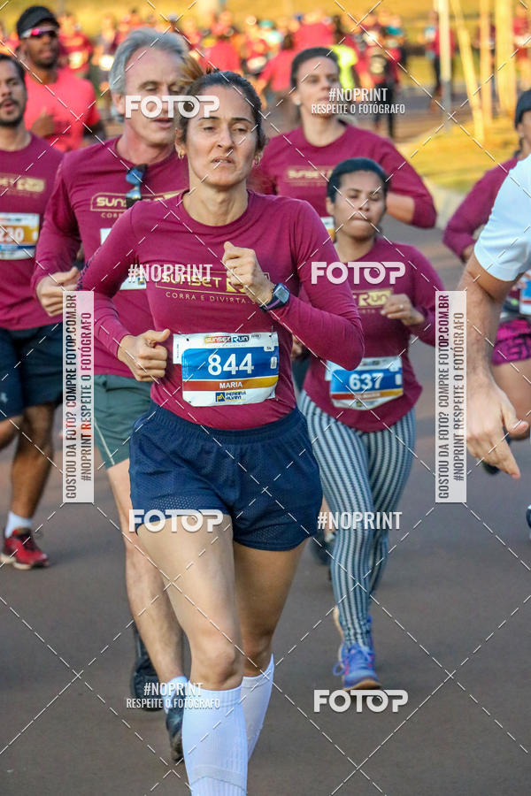Buy your photos of the eventSunset Run 2019 on Fotop