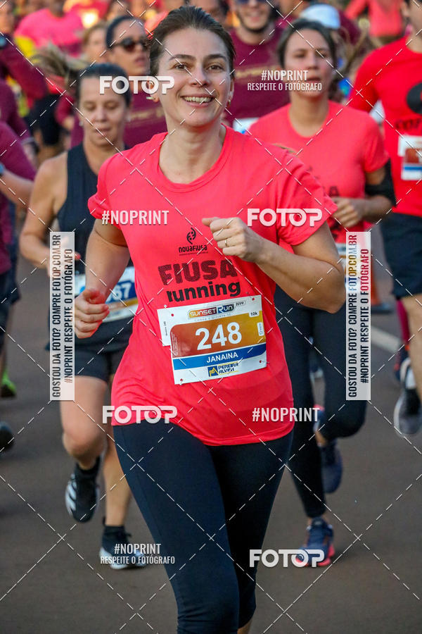 Buy your photos of the eventSunset Run 2019 on Fotop