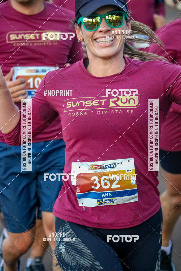 Buy your photos of the eventSunset Run 2019 on Fotop