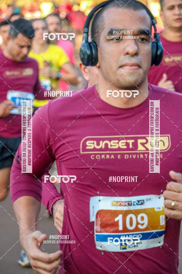 Buy your photos of the eventSunset Run 2019 on Fotop