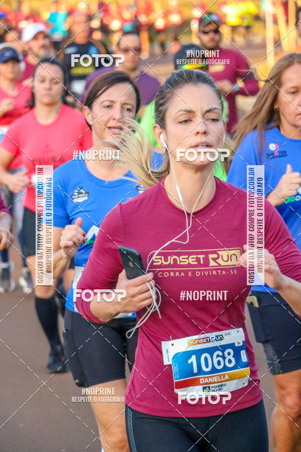 Buy your photos of the eventSunset Run 2019 on Fotop