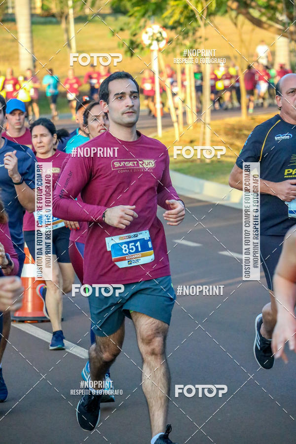 Buy your photos of the eventSunset Run 2019 on Fotop