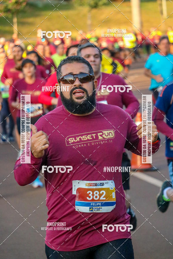Buy your photos of the eventSunset Run 2019 on Fotop