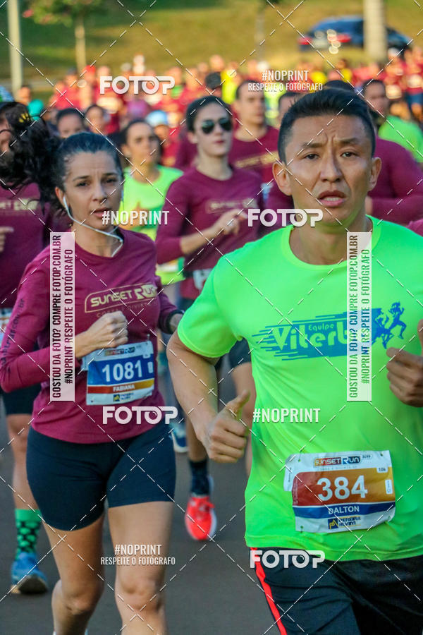 Buy your photos of the eventSunset Run 2019 on Fotop