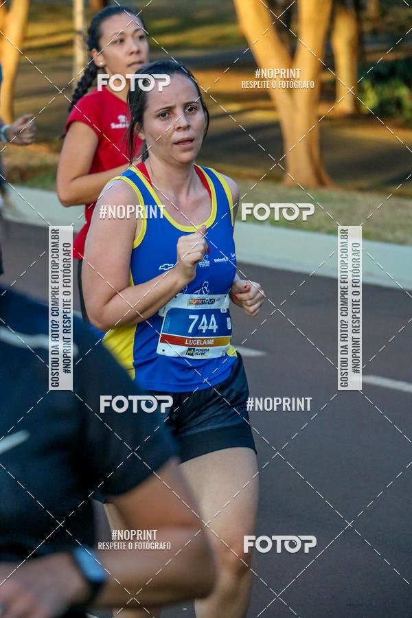 Buy your photos of the eventSunset Run 2019 on Fotop