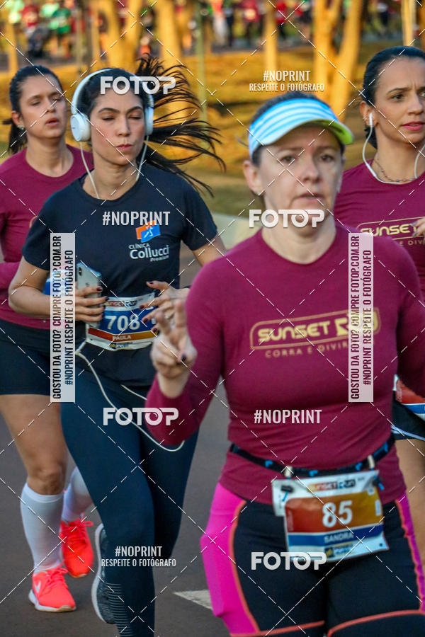 Buy your photos of the eventSunset Run 2019 on Fotop