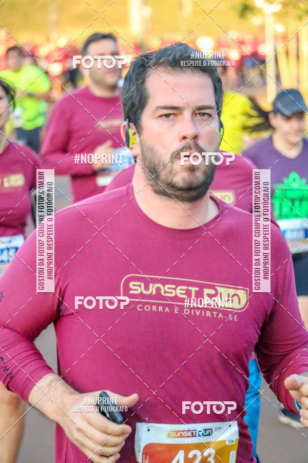 Buy your photos of the eventSunset Run 2019 on Fotop