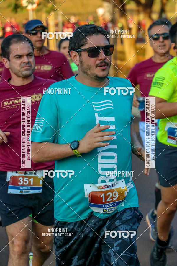 Buy your photos of the eventSunset Run 2019 on Fotop