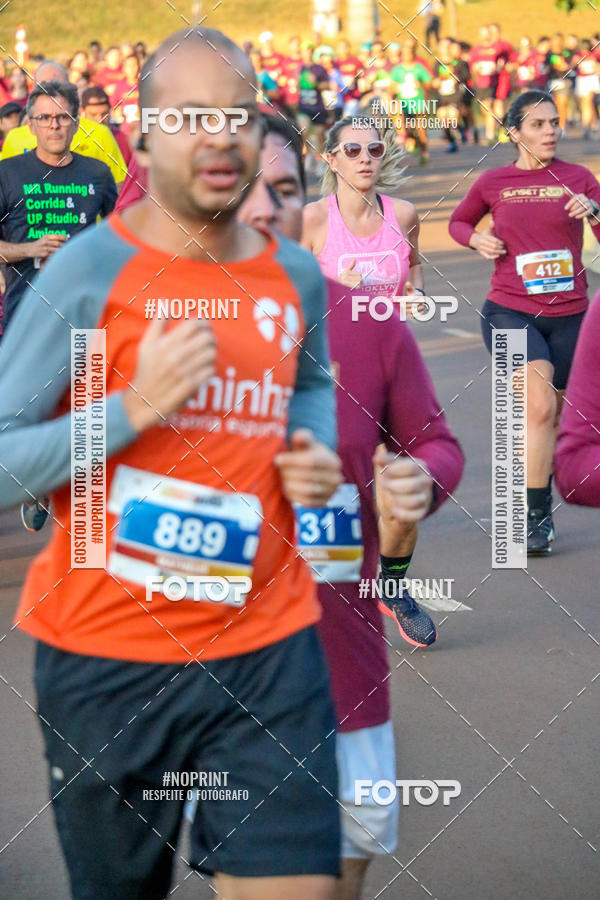 Buy your photos of the eventSunset Run 2019 on Fotop