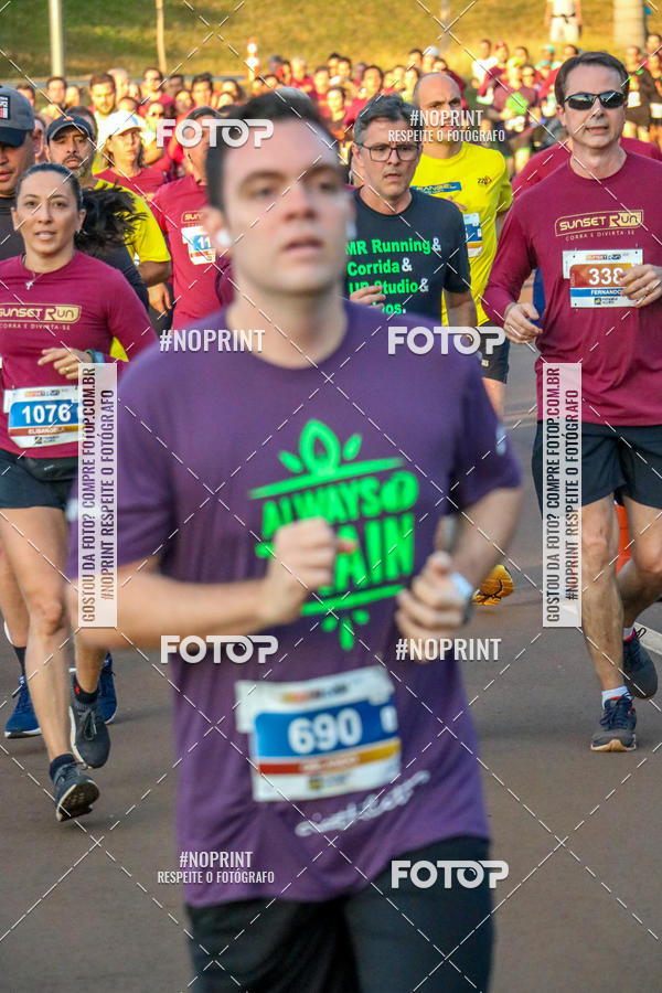 Buy your photos of the eventSunset Run 2019 on Fotop