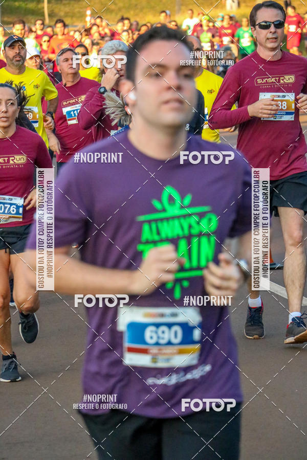Buy your photos of the eventSunset Run 2019 on Fotop