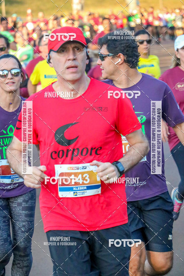 Buy your photos of the eventSunset Run 2019 on Fotop