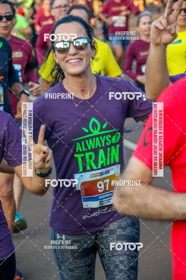 Buy your photos of the eventSunset Run 2019 on Fotop