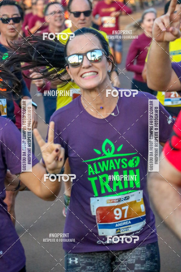 Buy your photos of the eventSunset Run 2019 on Fotop
