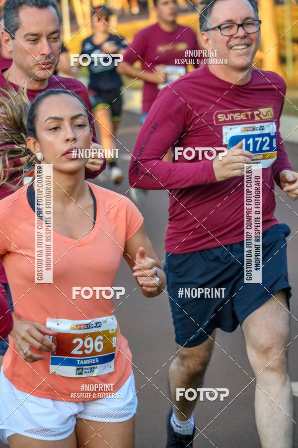 Buy your photos of the eventSunset Run 2019 on Fotop