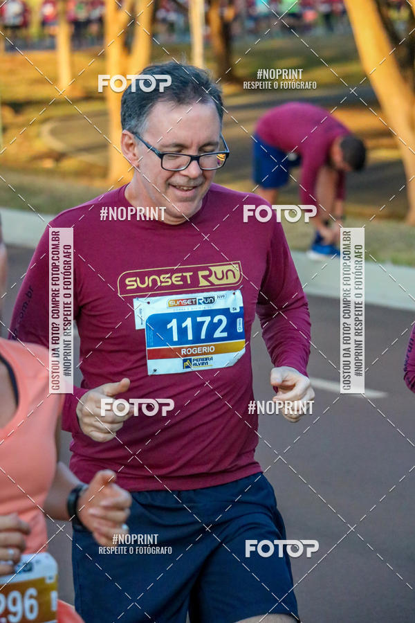 Buy your photos of the eventSunset Run 2019 on Fotop