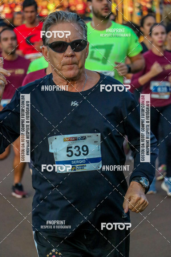 Buy your photos of the eventSunset Run 2019 on Fotop