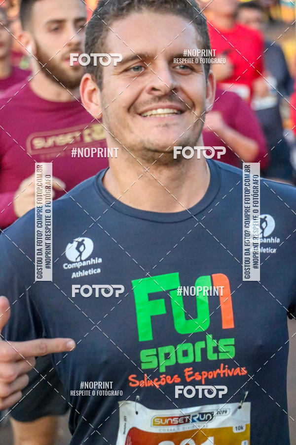 Buy your photos of the eventSunset Run 2019 on Fotop