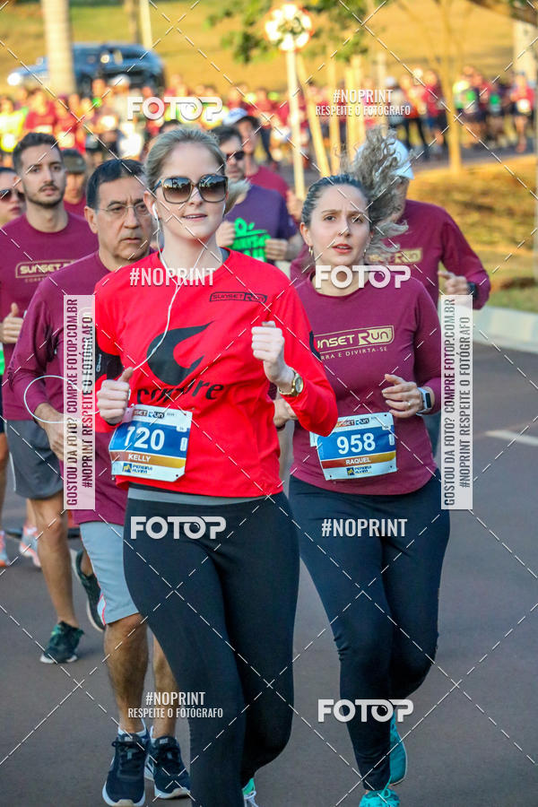 Buy your photos of the eventSunset Run 2019 on Fotop