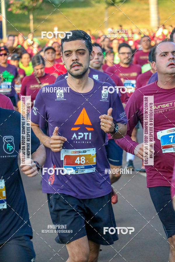 Buy your photos of the eventSunset Run 2019 on Fotop