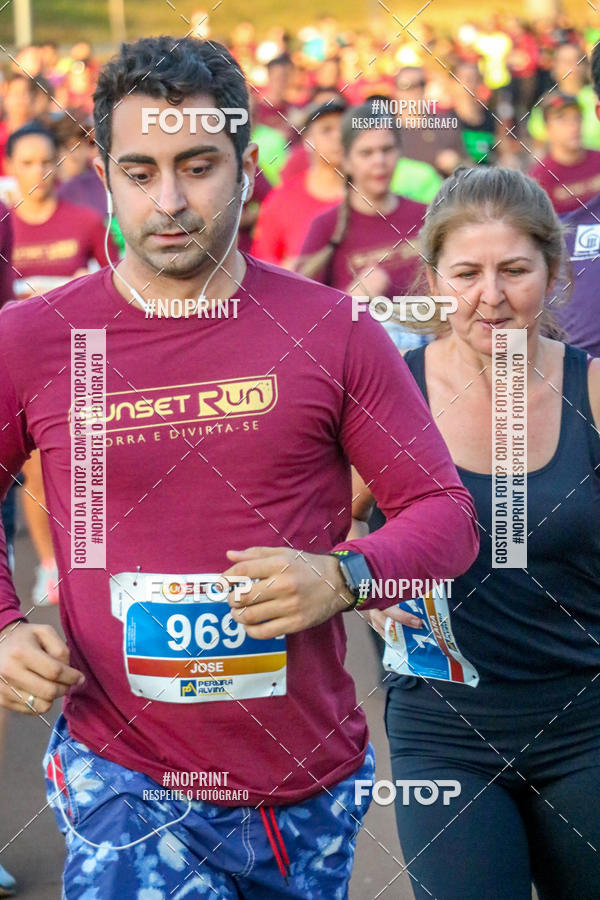 Buy your photos of the eventSunset Run 2019 on Fotop