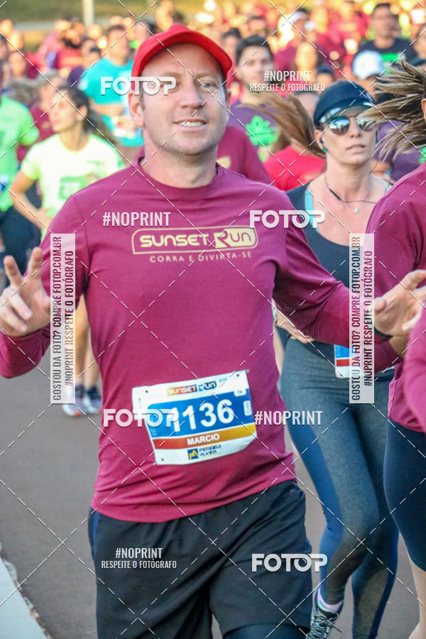 Buy your photos of the eventSunset Run 2019 on Fotop