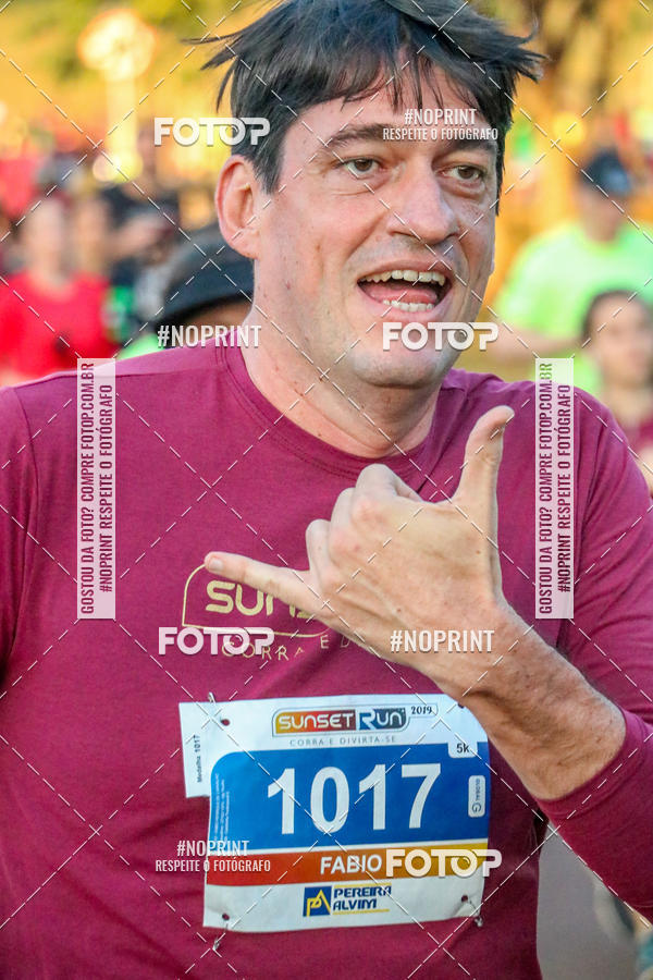 Buy your photos of the eventSunset Run 2019 on Fotop