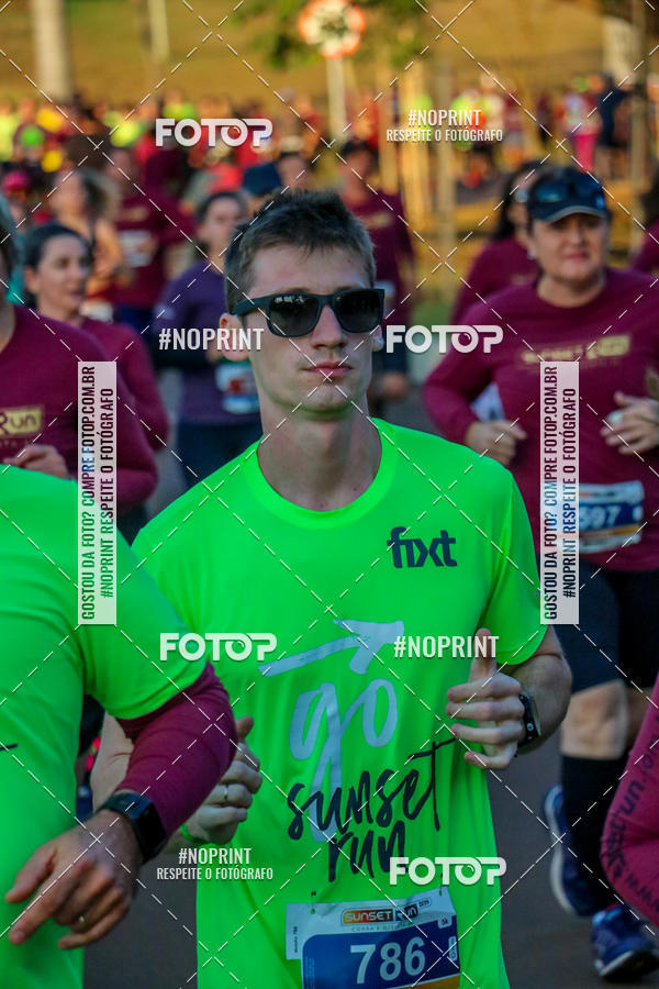 Buy your photos of the eventSunset Run 2019 on Fotop