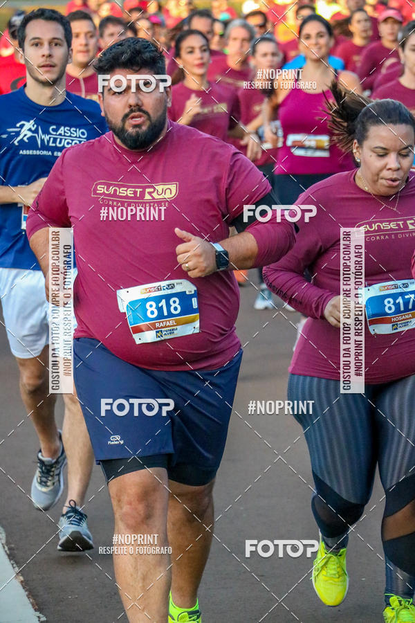 Buy your photos of the eventSunset Run 2019 on Fotop
