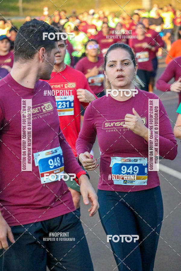Buy your photos of the eventSunset Run 2019 on Fotop