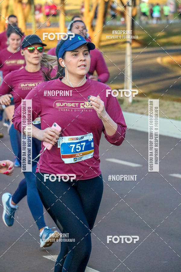 Buy your photos of the eventSunset Run 2019 on Fotop