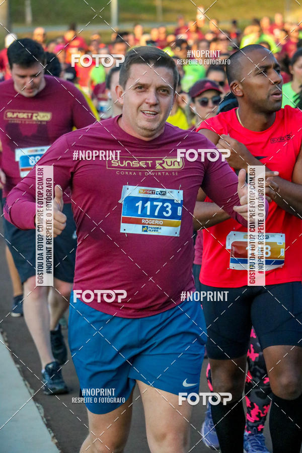 Buy your photos of the eventSunset Run 2019 on Fotop