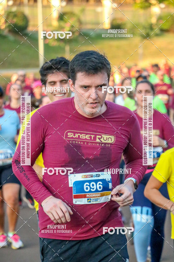 Buy your photos of the eventSunset Run 2019 on Fotop