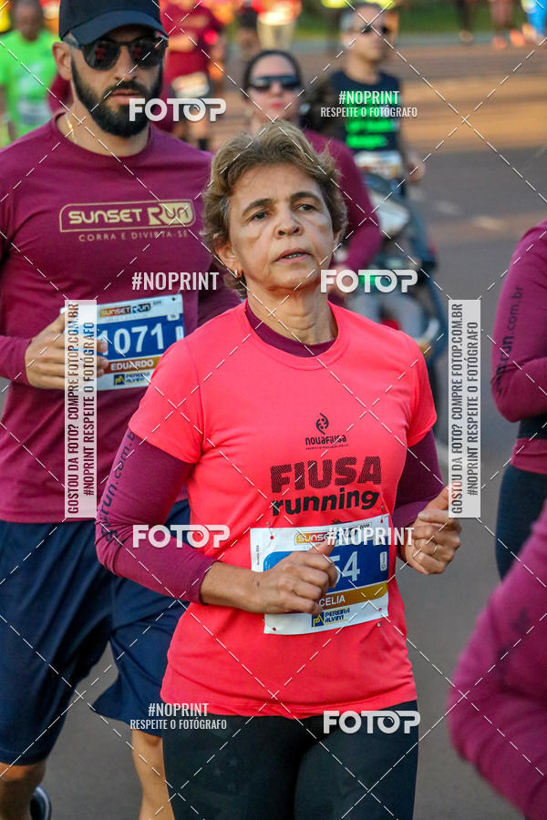 Buy your photos of the eventSunset Run 2019 on Fotop