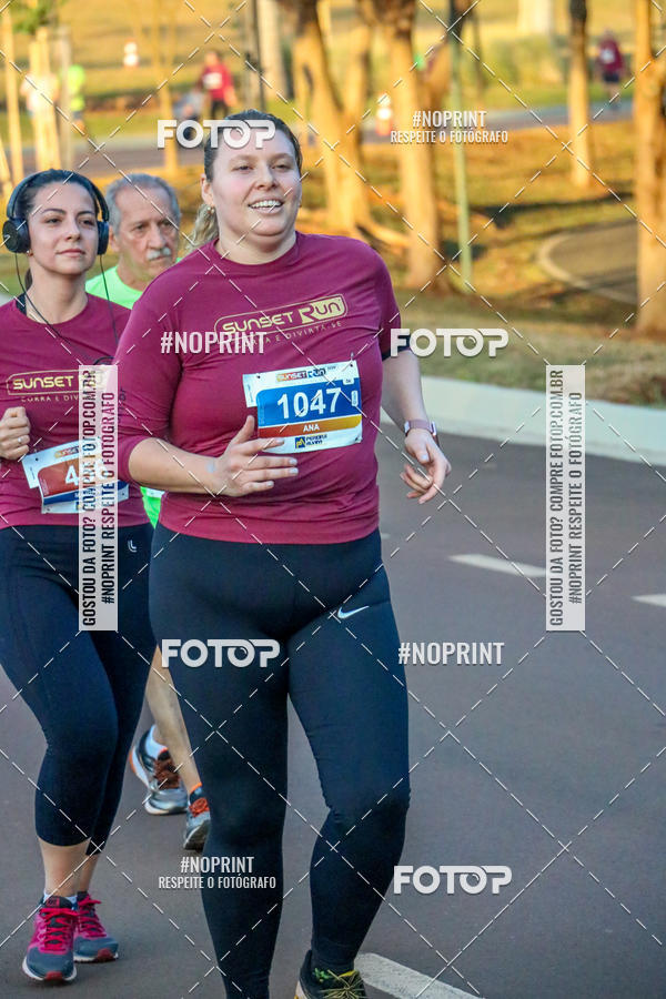 Buy your photos of the eventSunset Run 2019 on Fotop
